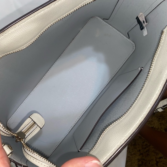 Kate Spade Darcy Large Bag- Beige - Picture 2 of 2